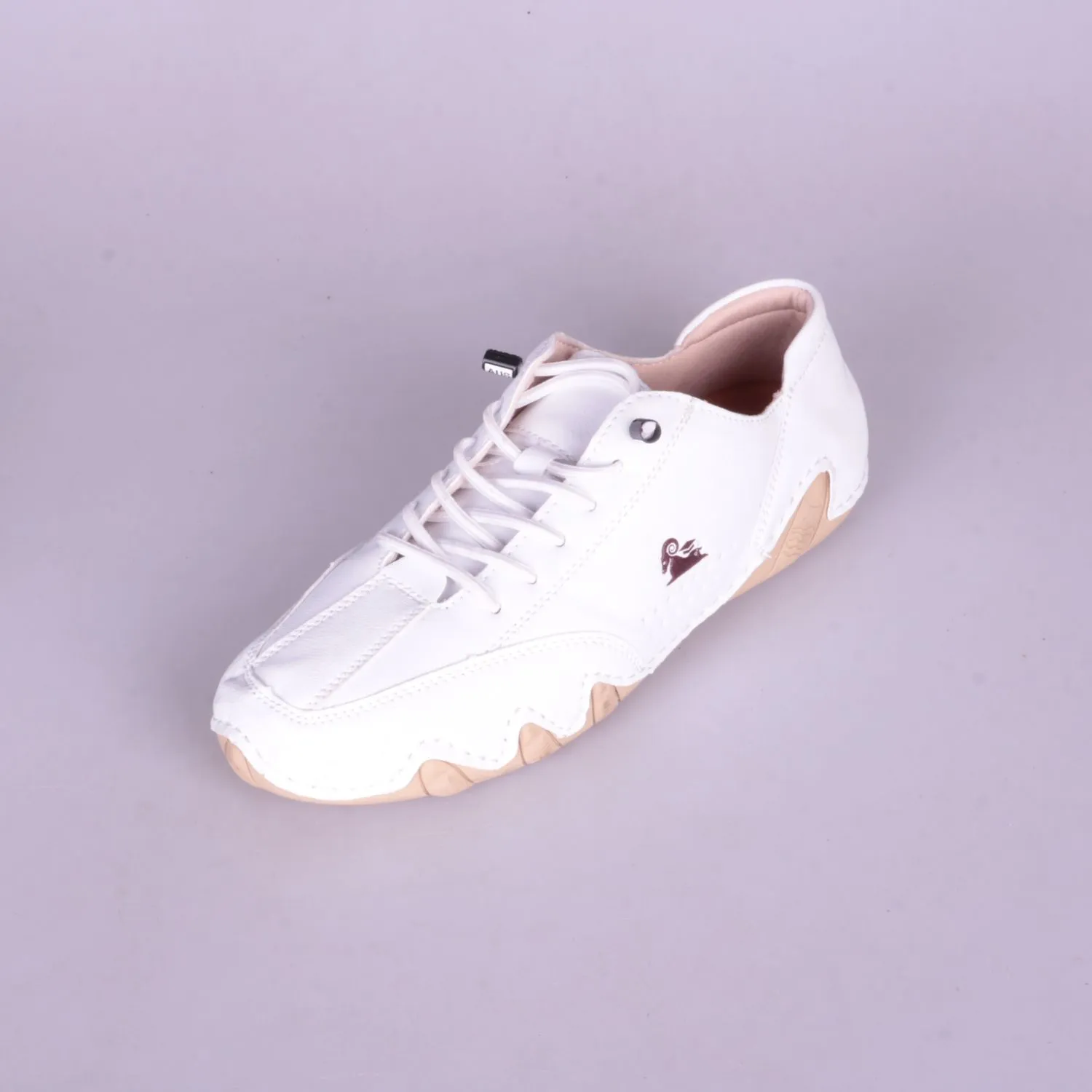 кроссовки
